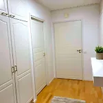 Kivilinna - Liinavaatteet, Pyyhkeet Ja Loppusiivous Sisaeltyvaet Hintaan Apartamento *