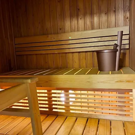 Kivilinna - Liinavaatteet, Pyyhkeet Ja Loppusiivous Sisaeltyvaet Hintaan Apartman *